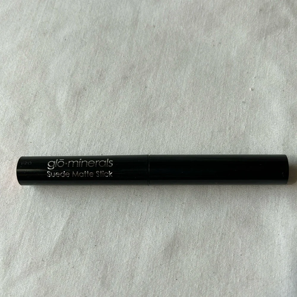 Glo Minerals Suede Matte Stick Lipstick-Pop  New No Box